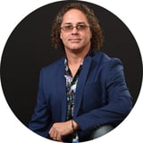 Gene Moody Headshot_round